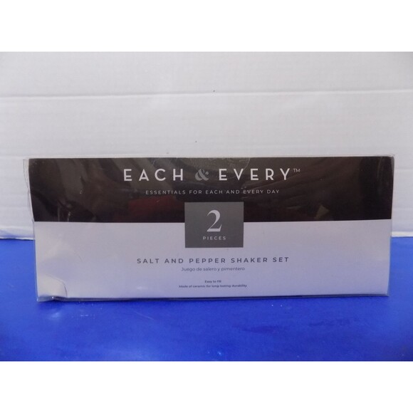 NEW Ceramic Cows Salt & Pepper Shakers Farmhouse - Picture 2 of 4